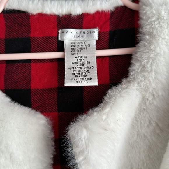 Max Studio Kids Faux Fur Vest Size 7/8 - Picture 2 of 4